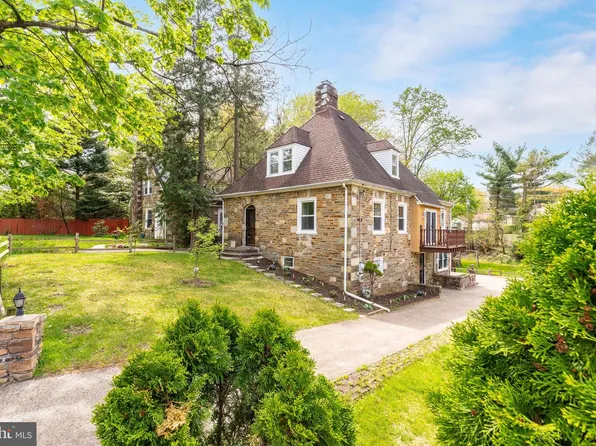 1058 Huntingdon Pike, Huntingdon Valley, PA 19006
