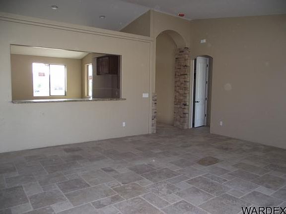 4th image of 1022 Legacy Dr