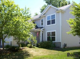 419 Sandhill Dr, Temperance, MI 48182