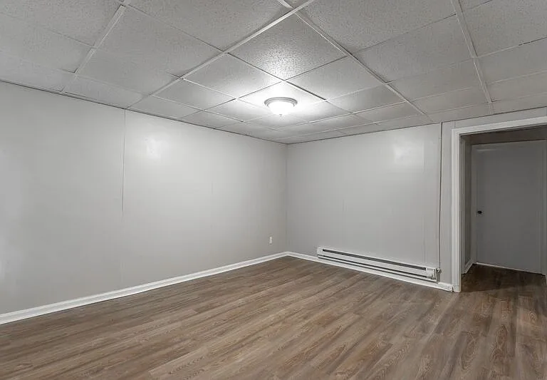518 E Manning St #5 — Photo 3