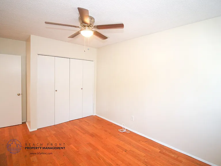 24431-24433 Hawthorne Boulevard — Photo 5