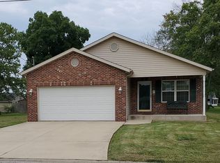 721 Dugger St, Bethalto, IL