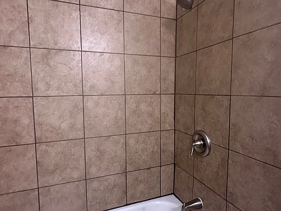 2nd image of 1852 Delia Ave
