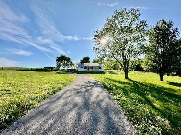 5106 Segal Rd, Brownsville, KY 42210