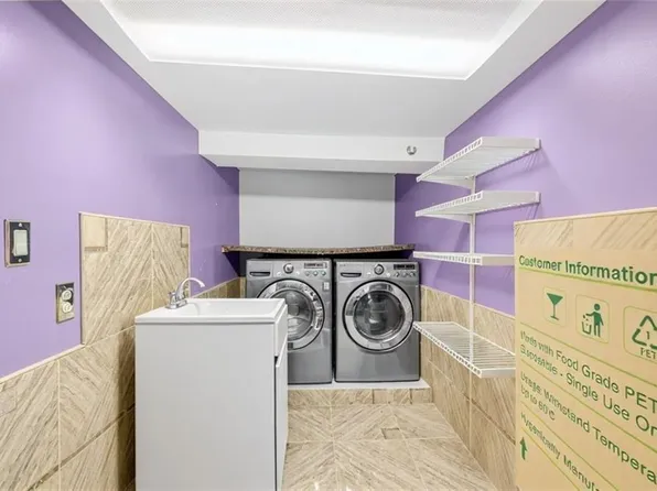 2948 Brighton 1st Street image 4 of 8