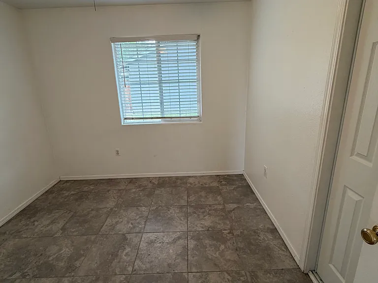 708 S Phillips St #2 — Photo 7
