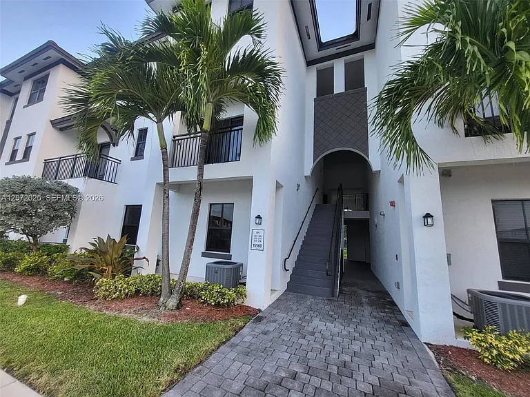 15560 SW 136th St #213 — Photo 3