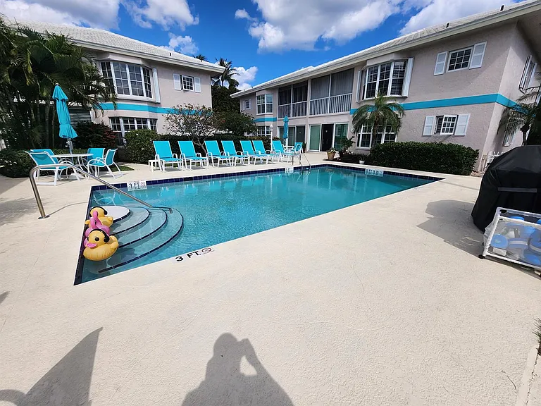 75 Venetian Dr #D-11 — Photo 18