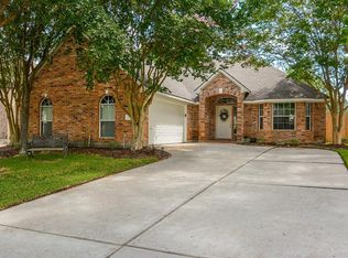 235 Hampton Glen Rd, Montgomery, TX 77356