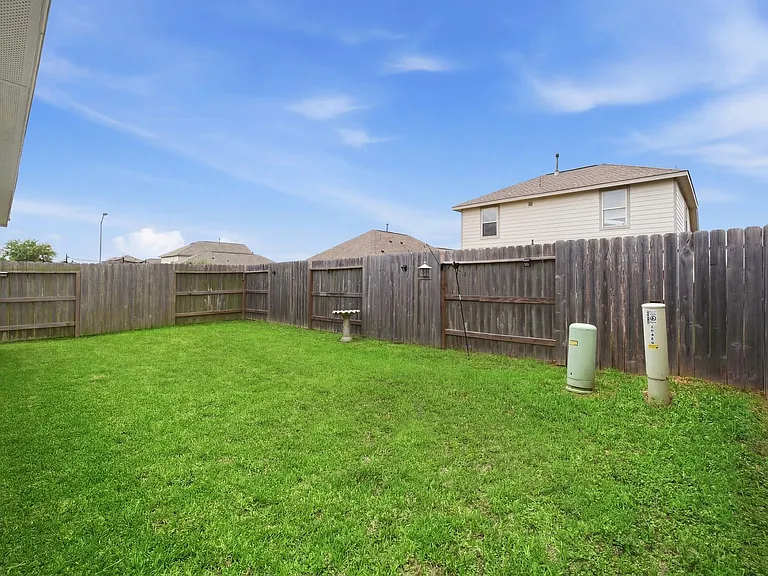 18463 Running Shadow Ct — Photo 34