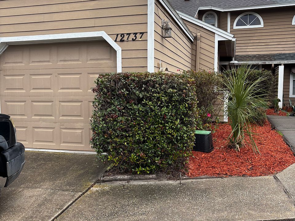 1st image of 12737 Ashbrook Cir E