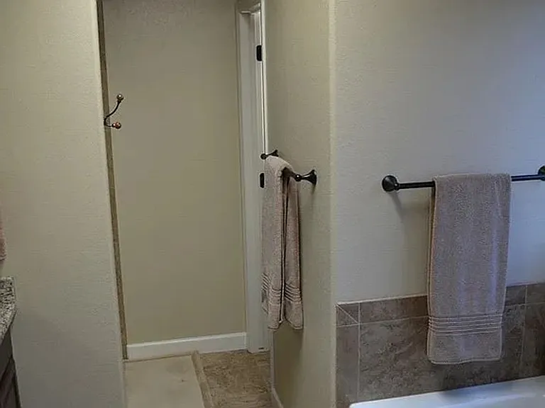 4413 Desert Canyon Trl — Photo 14