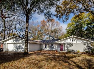 1708 Woodcrest Ave, Corsicana, TX 75110