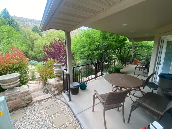 46 Cottonwood Ln, Hurricane, UT 84737
