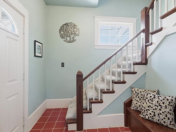 4th image of 419 B St