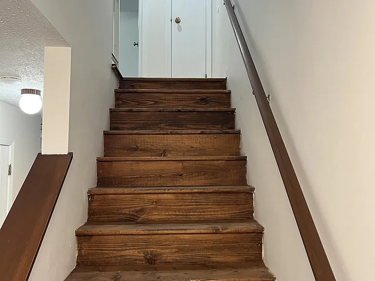 282 Randolph St — Photo 45