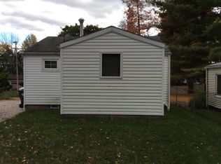 225 Rose Lane St SE, North Canton, OH