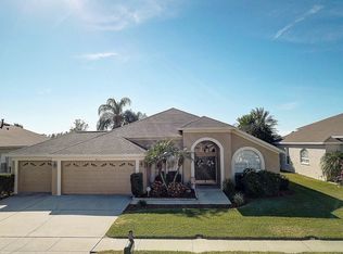 18124 Sweet Jasmine Dr, Tampa, FL 33647