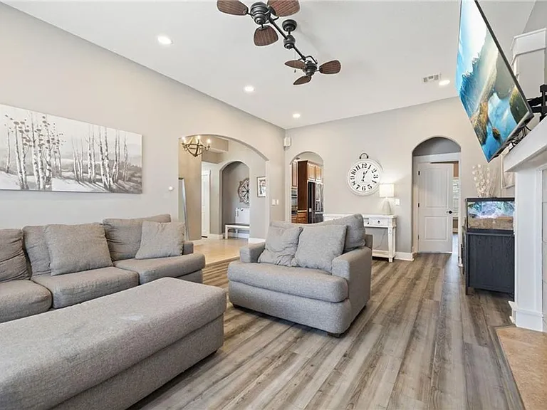 1406 N Latisha Ln — Photo 8
