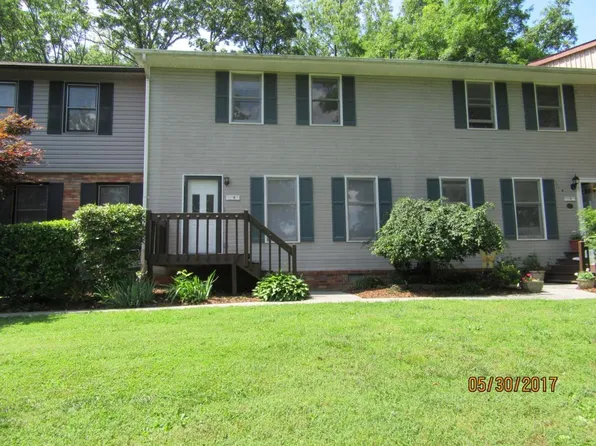 2205 Greenbriar Cir APT 3, Johnson City, TN 37601