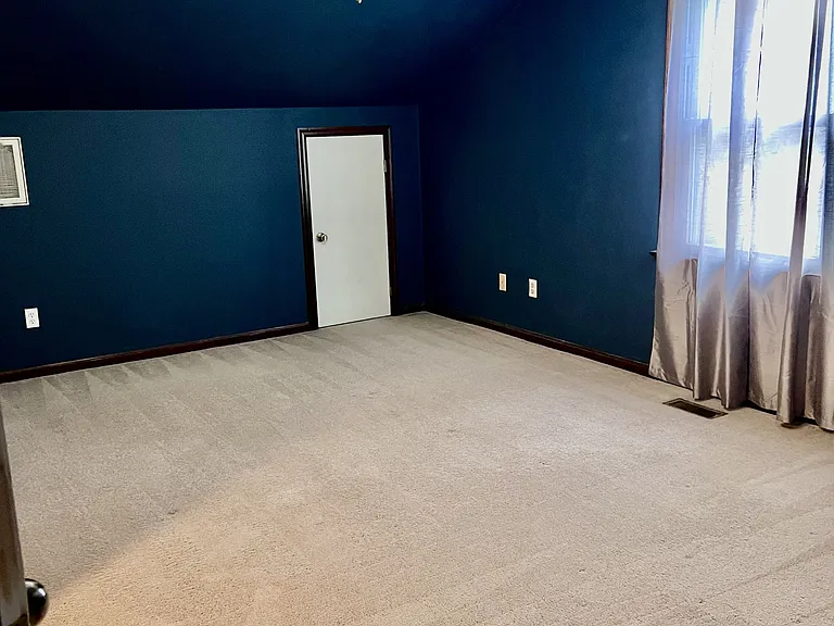 1568 Dylan Dr — Photo 14
