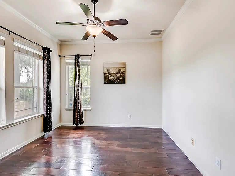 116 Azimuth Dr — Photo 16