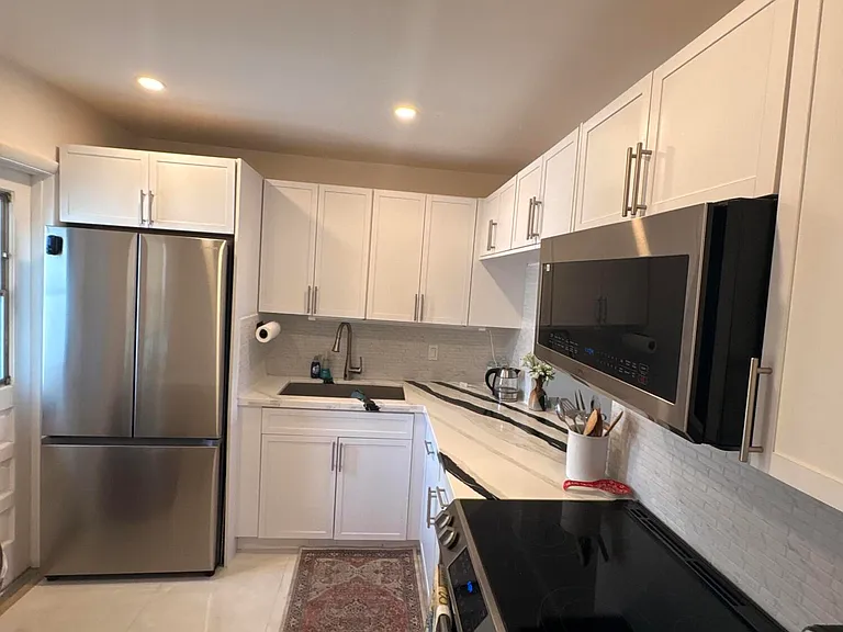 608 NE 2nd St #432 — Photo 9