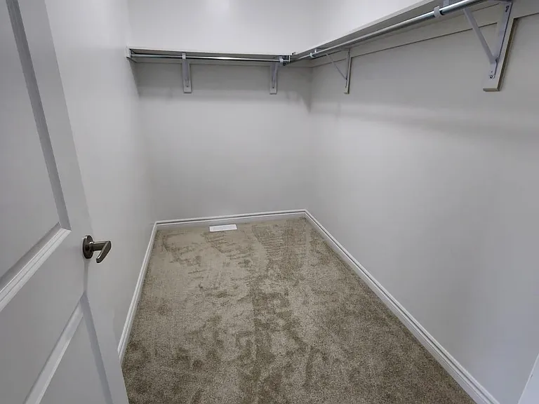 55 Hildred St — Photo 10