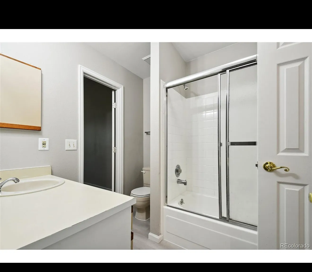 1 bed, 980 sqft, $1,000 — Photo 2