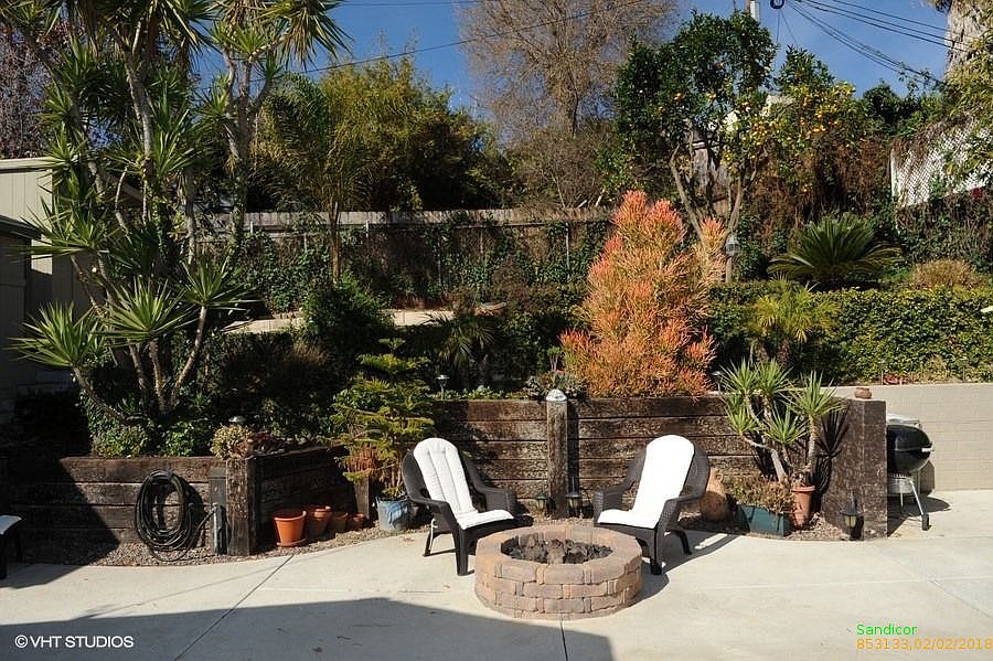 1st image of 2310 Poinsettia Dr