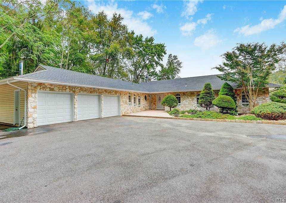 1st image of 138 Oakside Dr
