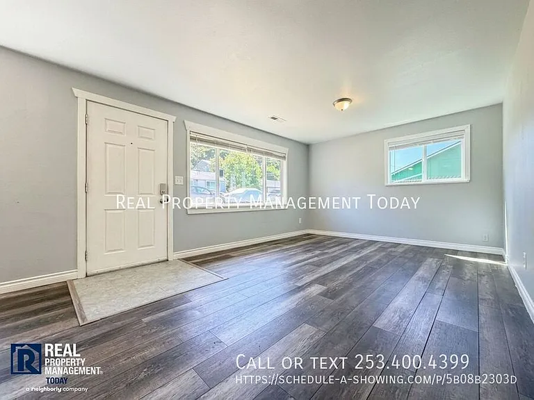 3333 Ward Ave — Photo 5