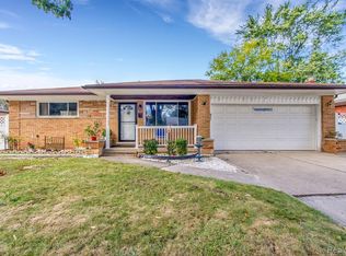 21525 Audrey Ave, Warren, MI 48091