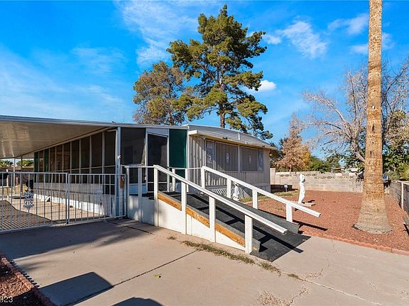 4th image of 3345 Encina Dr