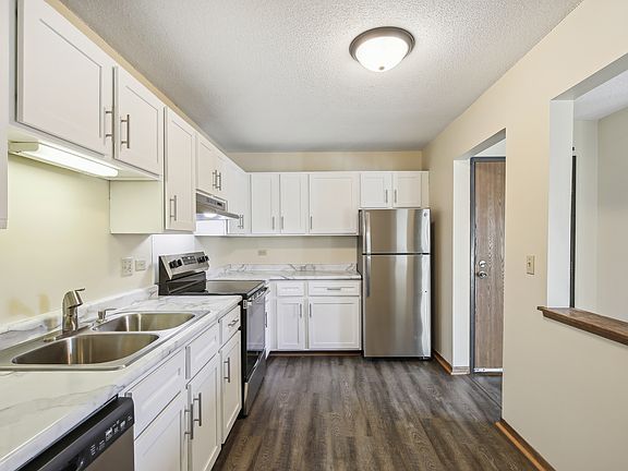 4th image of 13340 Parkwood Dr #13316-209