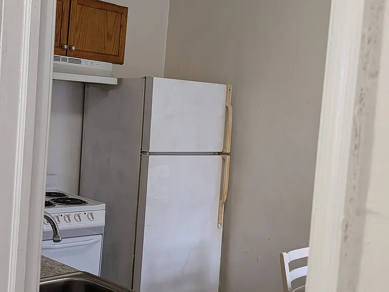 1621 S Frazier St — Photo 11