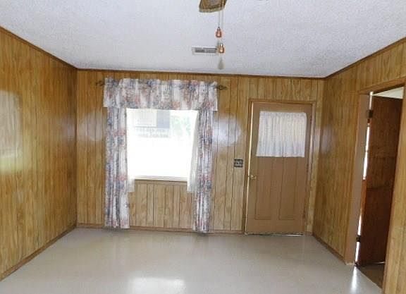2nd image of 4316 Noble Dr
