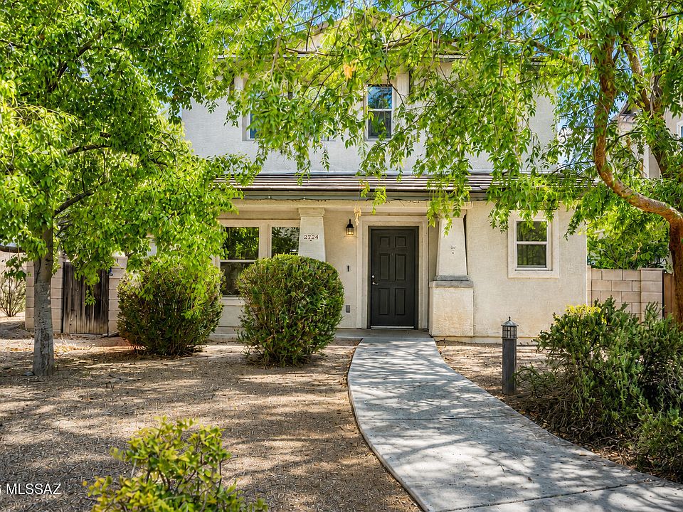 1st image of 2724 N Saramano Ln