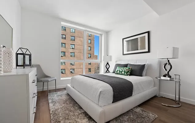 Rented by Compass | media 19