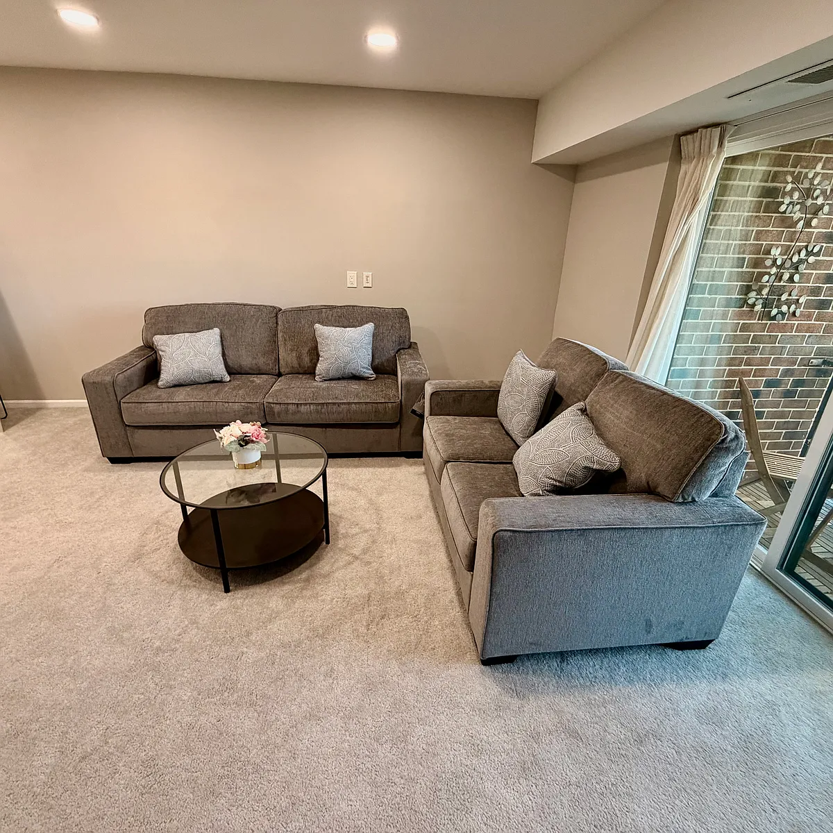 Living Room - 4404 Island Pl #1111