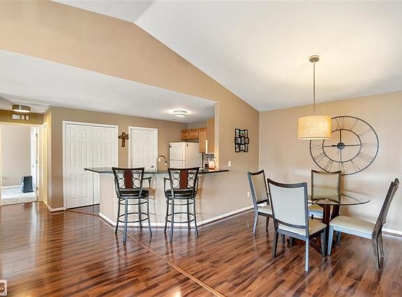 5th image of 43932 Elm Dr