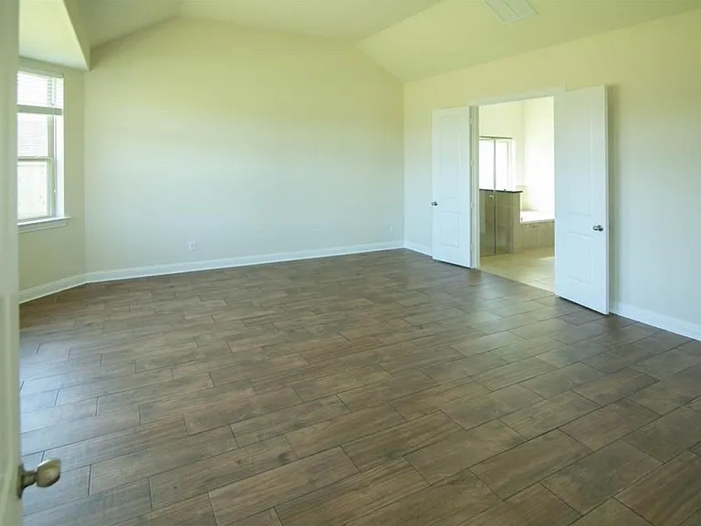 1327 Graham Trace Ln — Photo 14