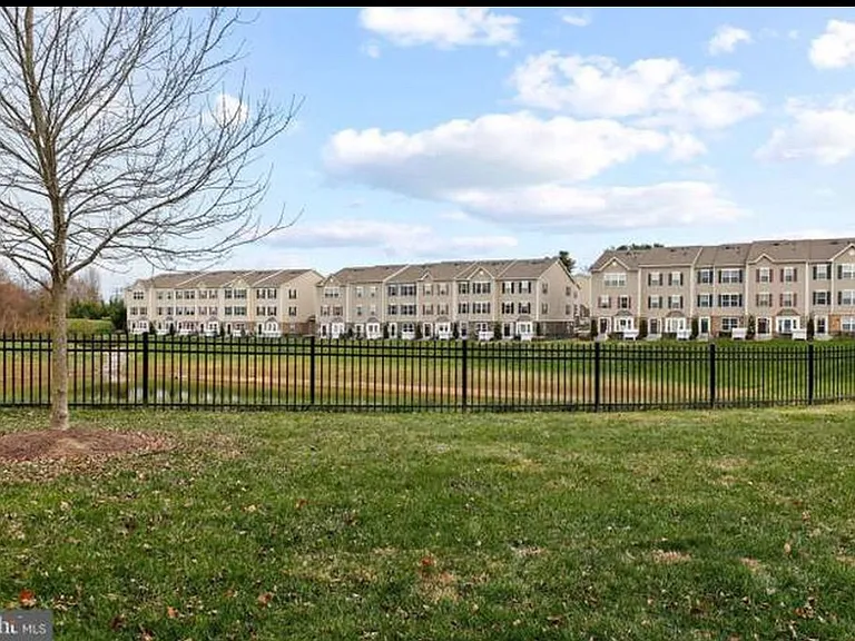 1900 Lennox Dr #46 — Photo 25