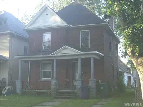 1841 Pierce Ave, Niagara Falls, NY 14301