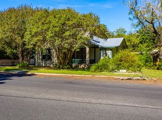 714 W Creek St, Fredericksburg, TX 78624