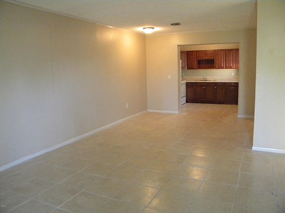 5th image of 346 Guava A Avenue #A And B