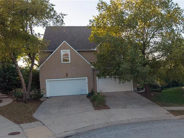 15928 W 91st Ter, Lenexa, KS 66219