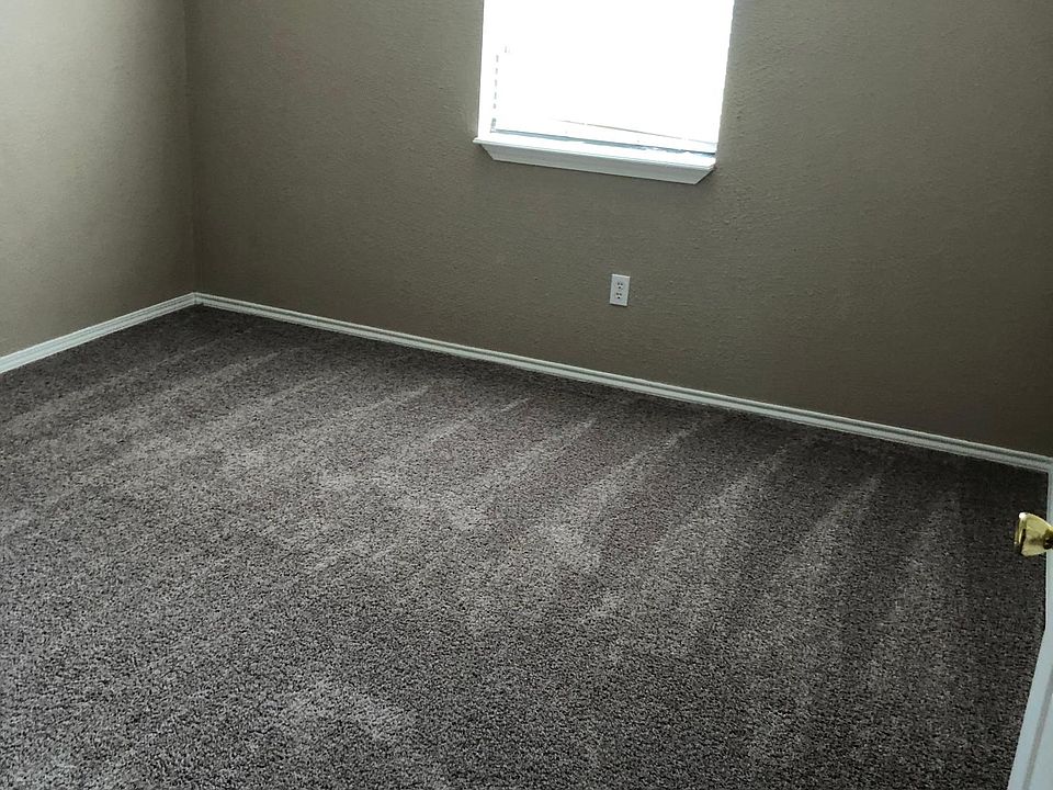 2nd image of 110 2nd St