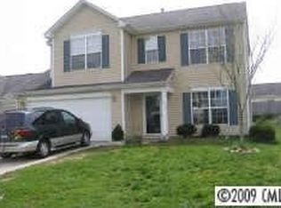 1037 Meadowbrook Ln SW, Concord, NC 28027