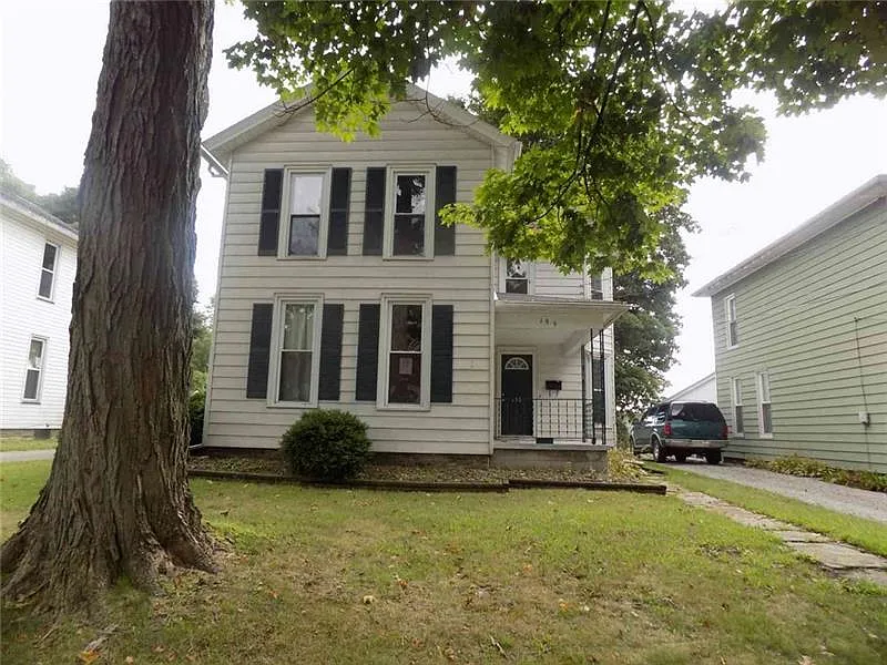 199 Clinton St photo 1